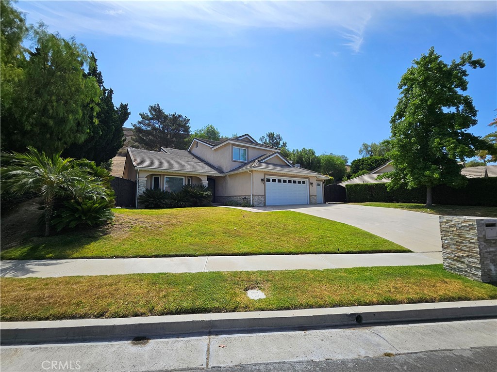 Properties 2 10146 Janetta Way