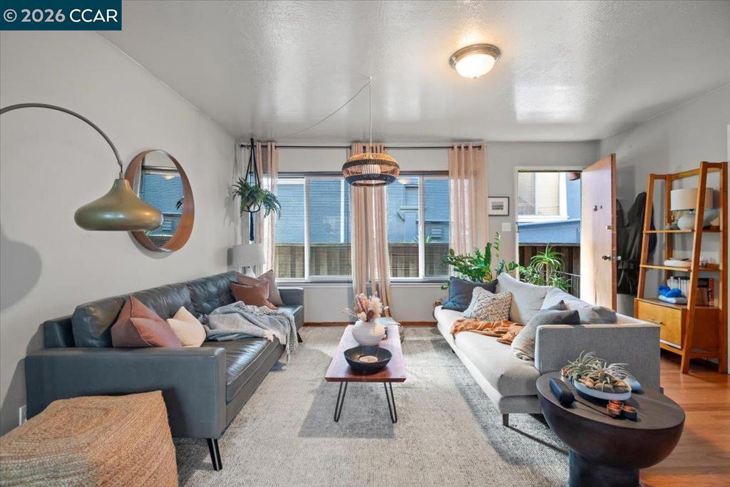 84 Monte Vista Ave