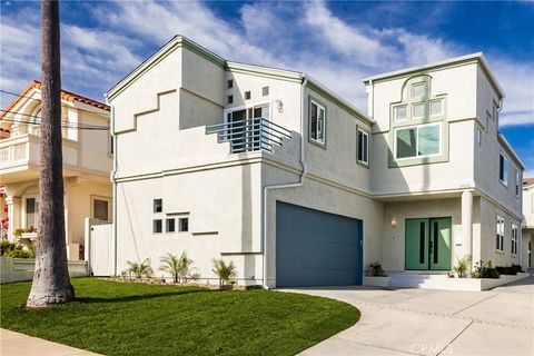 Photo of 1707 Marshallfield Ln #A, Redondo Beach, CA 90278 (MLS # SB26032085)