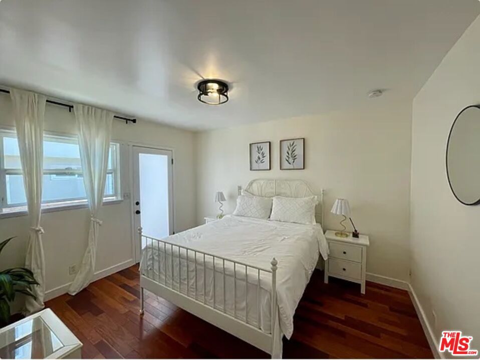 Cozy Santa Monica cottage Beautiful, newly renovated 1Bed/1Bath bungalow at 21st & California No one above or below Huge private terrace which is accessible through bedroom Sconce lighting North of Wilshire & just down the block from Whole Foods and Trader Joe's Lots of closet space Hardwood floors throughout & stainless steel appliances Laundry in unit (located in the private backyard)Street parking only (permit required on this block, always tons of space)Water/sewer/trash included. Tenant responsible for gas & electric. Pet friendly. 1 yr lease. Please note that we do not advertise on Craigslist or Facebook.