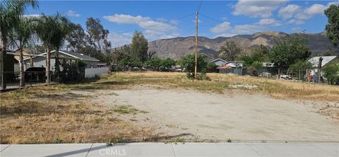 Photo of 421 W Main St, San Jacinto, CA 92583 (MLS # IV26075555)