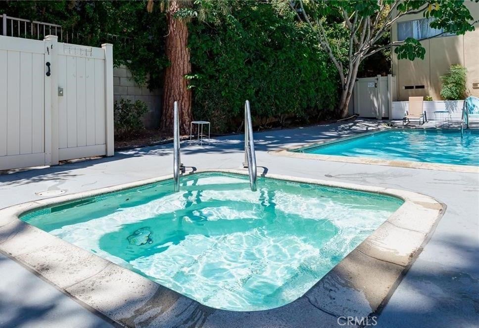 11138 Aqua Vista Street 9