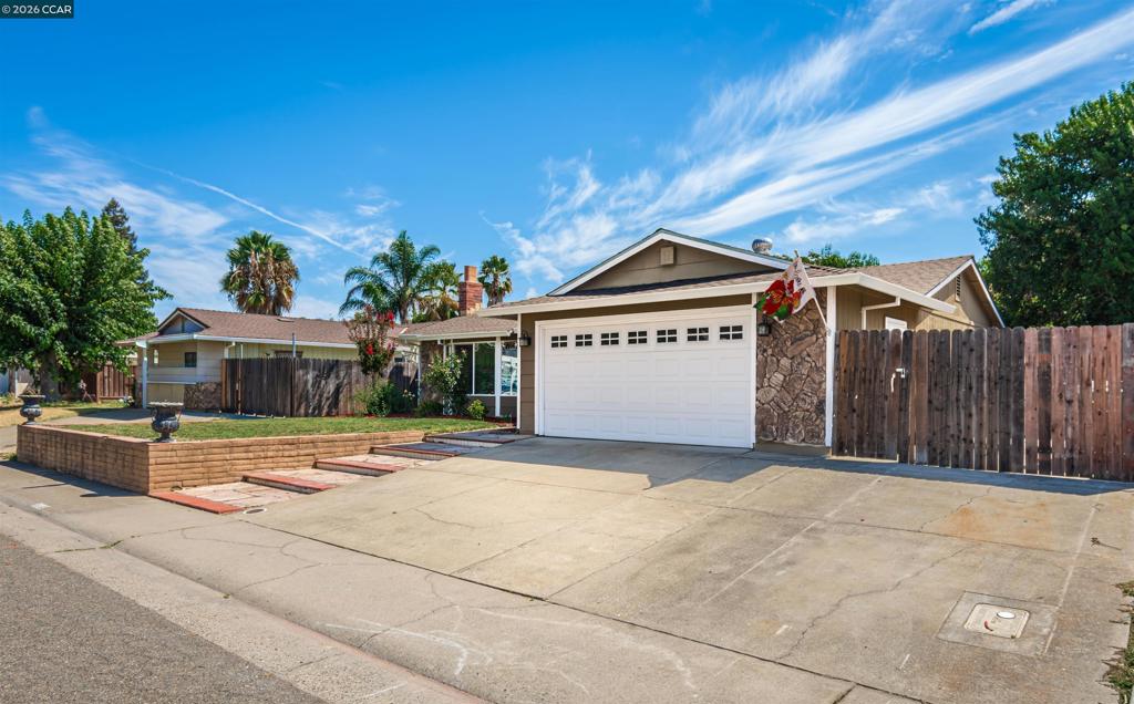 7723 Countryfield Dr