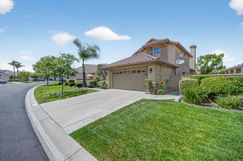 40455 Via Tapadero Murrieta CA 92562
