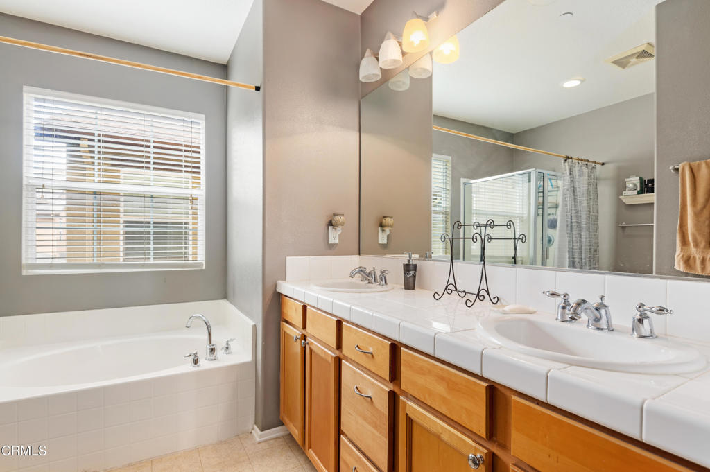 Riverpark - 535201 - Residential