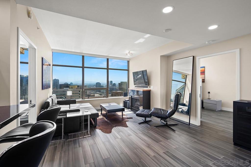 Arguably the most dramatic downtown skyline view you'll find! This elegant view unit is replete with natural light and views. Once you walk in, you feel the city ambiance. Many tastefully completed updates create an urban feel for the modern downtown resident to include: new cabinets, updated counter tops, solid surface flooring, and more. Electra is located in the heart of the cities emerging development and within a stone throw to the coveted San Diego Bayfront. Enjoy the nightlife and eateries that San Diego is known for just steps away!