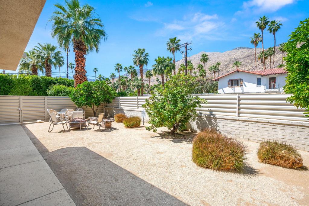 1574 S Via Soledad