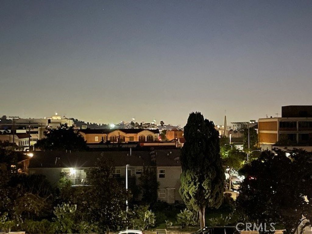 Photo of 310 N Jackson St #326, Glendale, CA 91206 (MLS # GD26026441)