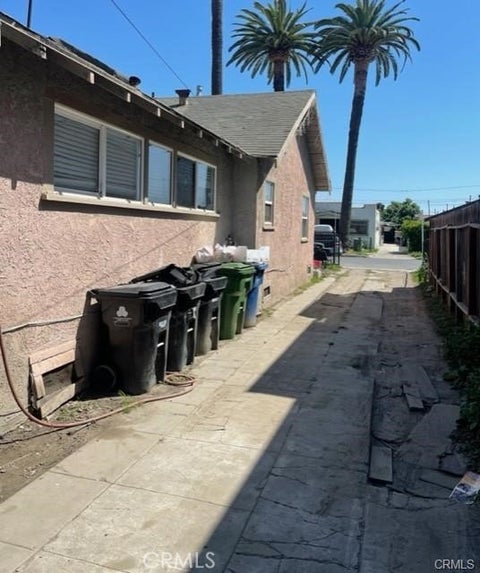 Photo of 207 E 94th St, Los Angeles, CA 90003 (MLS # DW26198742)