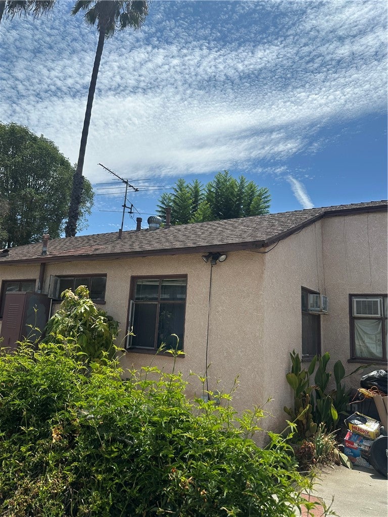 8719 Tilden