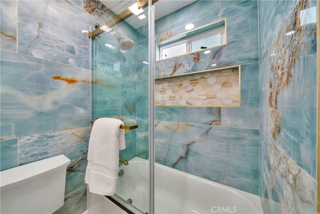 Canyon (CYN) - Residential