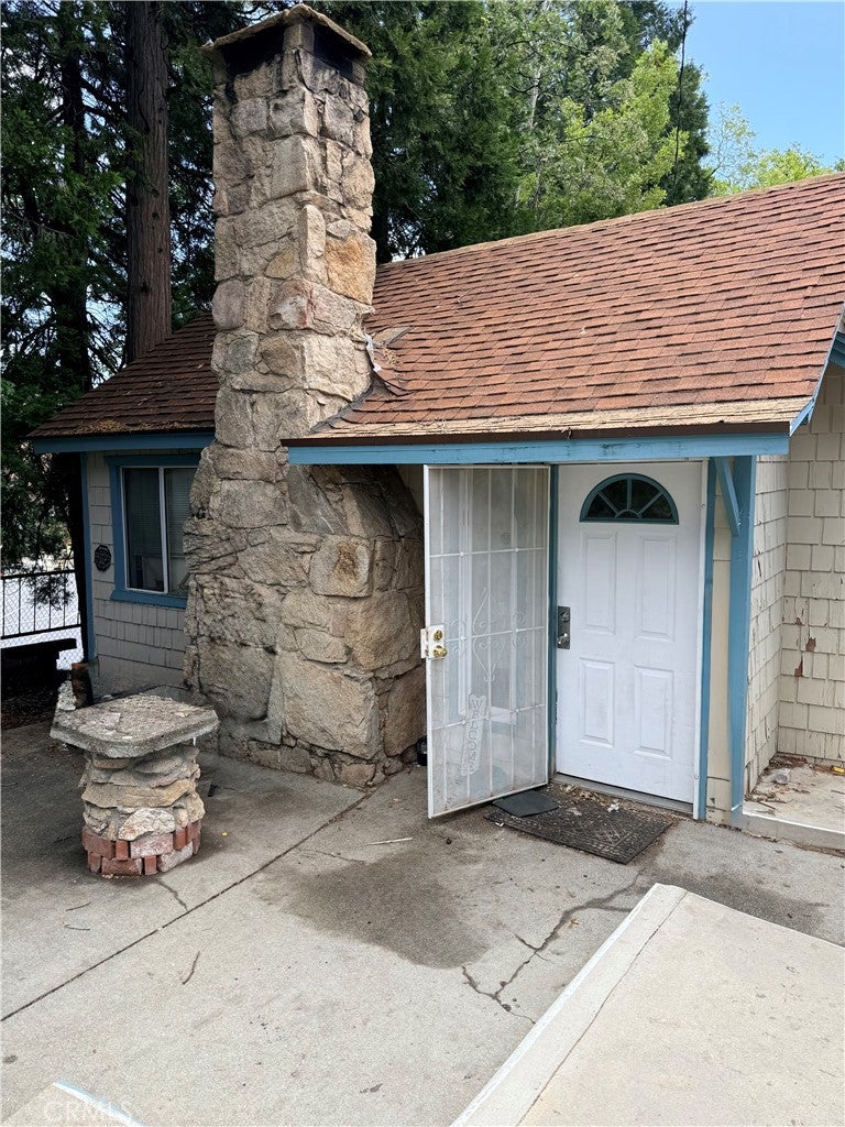 27601 Weirwood Drive