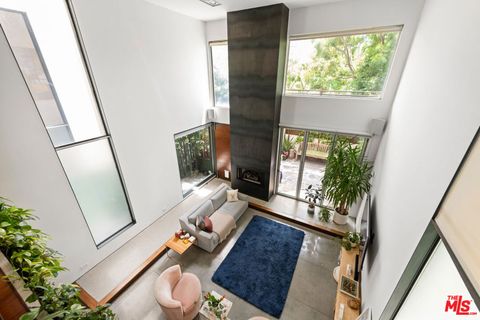 Photo of 417 Venice Way, Venice, CA 90291 (MLS # 26831473)
