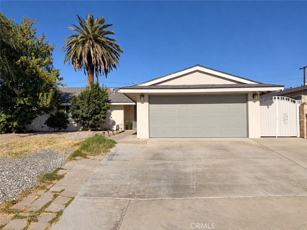 3653 Briarvale Street