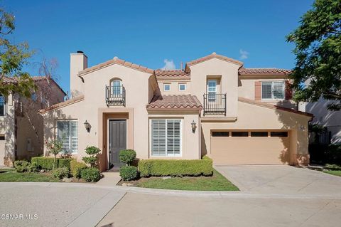 Photo of 11825 Trapani Court, Moorpark, CA 93021 (MLS # 226000120)
