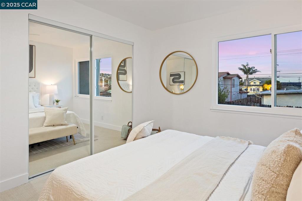 PARK PLAZA - Residential