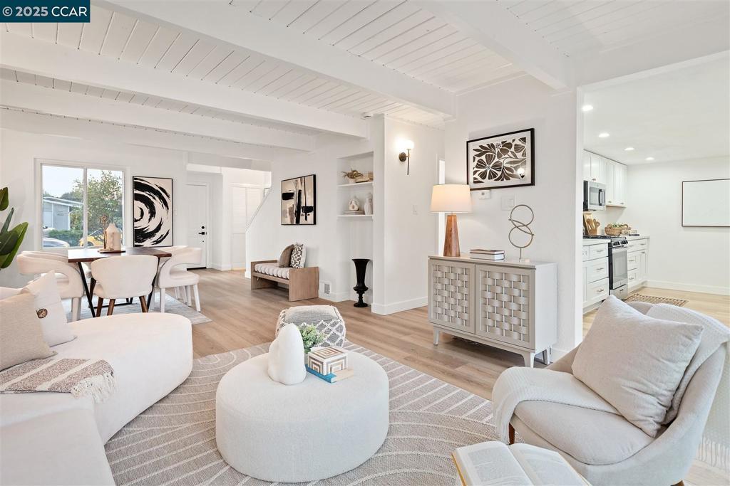 PARK PLAZA - Residential