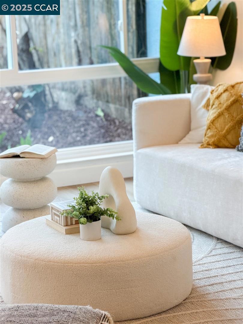 PARK PLAZA - Residential