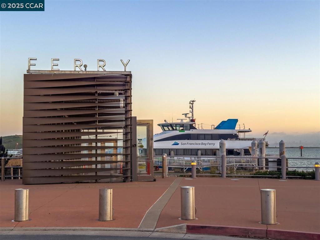 PARK PLAZA - Residential