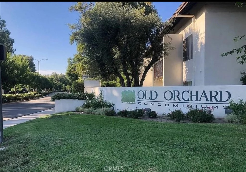This beautiful 2-bedroom, 2-bathroom condominium is situated in a desirable Old Orchard community, this turn-key lifestyle.
Spanning 987 sq ft, the upper-level unit has a spacious living room, a sized bedroom with dual mirrored closets, and beautifully appointed tile and vinyl wood floors throughout the bedroom and remodeled bathroom.
The second bedroom features a walk-in closet with a remodeled bathroom, complemented by tile and vinyl wood floors. Residents can relax on their private balcony, overlooking the serene community pool and lush trees — perfect for morning coffee or weekend barbecues.
This beautiful condominium is a resort- lifestyle, complete with access to two swimming pools, two tennis courts, a clubhouse, spa, sauna, exercise room, and on-site laundry facilities. The unit also includes a dedicated carport parking space #105. This property is ideally situated near Old Orchard Park, top-rated schools, shopping, restaurants, and with easy freeway access, this condominium has an ultimate blend of luxury and convenience in Valencia.
