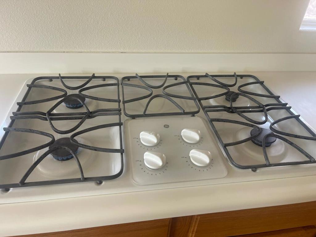 Pele Place - Residential Lease