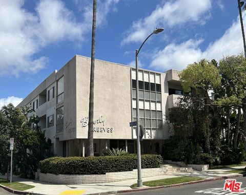 Photo of 1440 Reeves Street #105, Los Angeles, CA 90035 (MLS # 26644361)