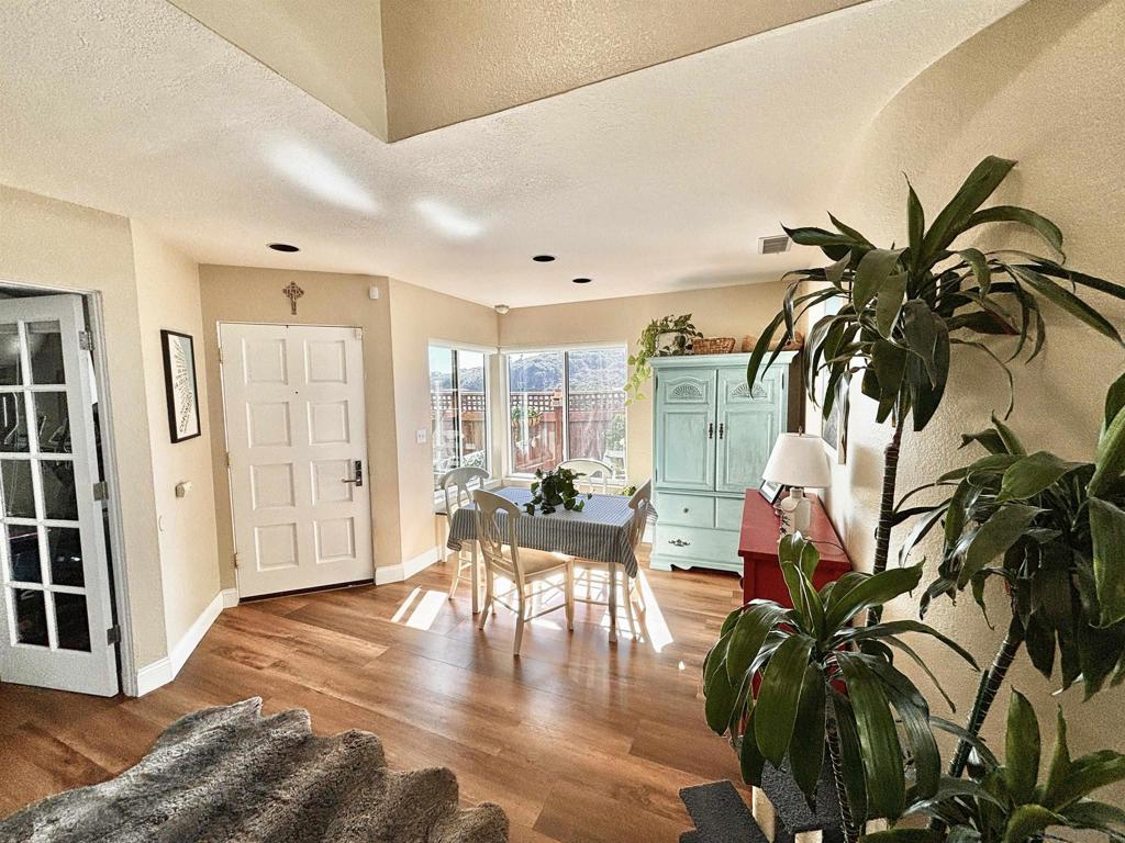 Linda Vista - Residential