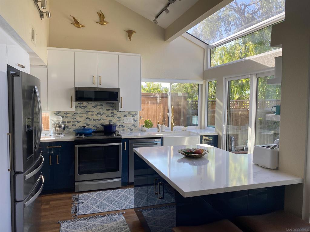 Linda Vista - Residential