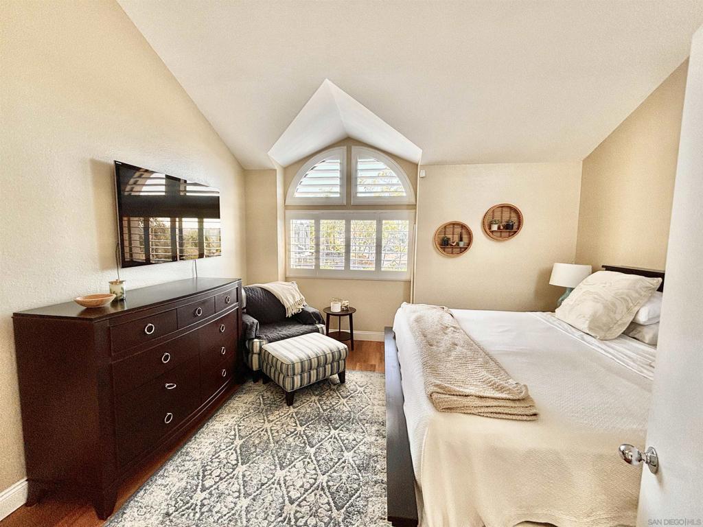 Linda Vista - Residential