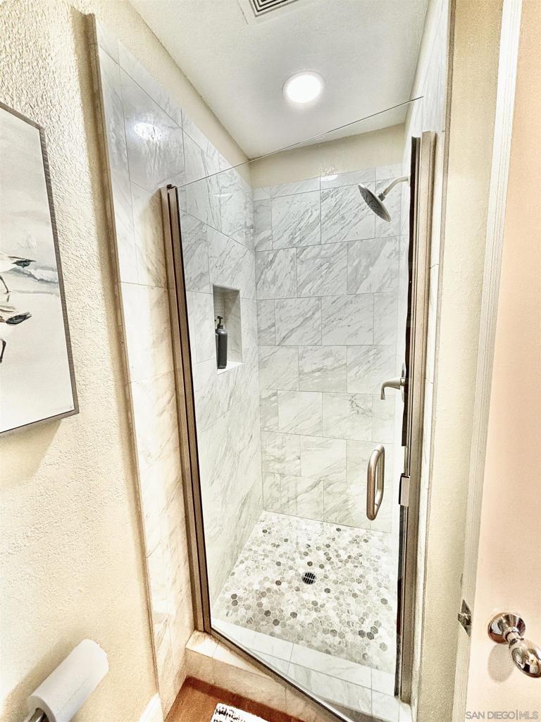 Linda Vista - Residential