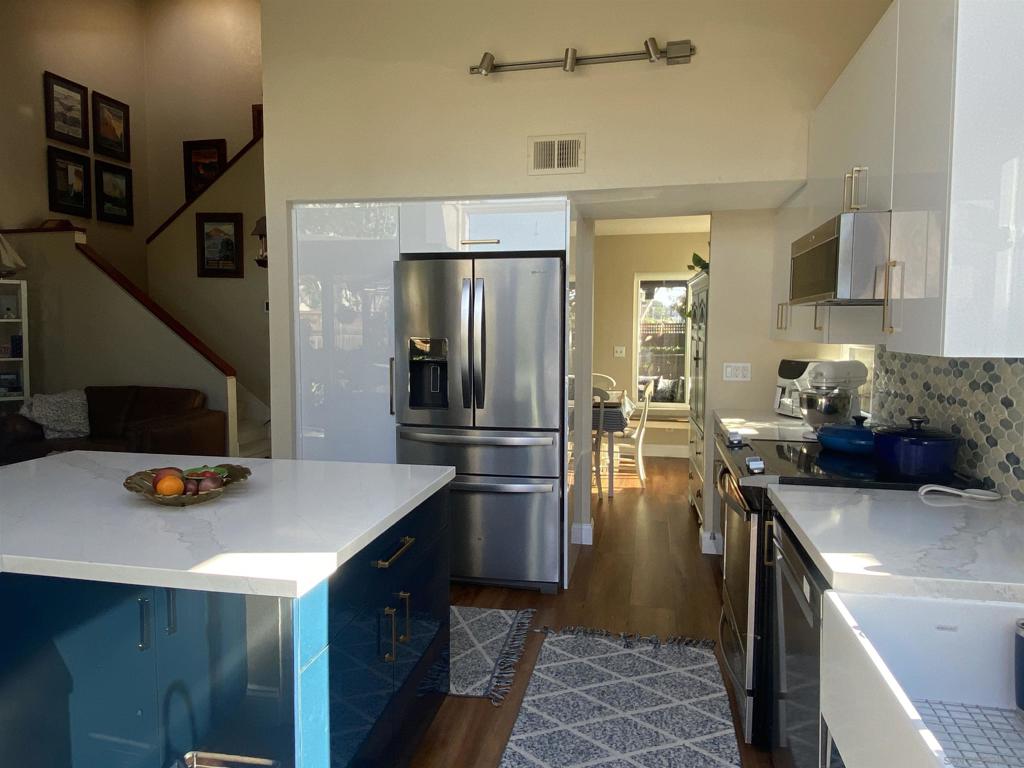 Linda Vista - Residential