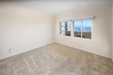 Tiny photo for 4207 Harbour Island LN, Oxnard, CA 93035 (MLS # SR26112169)