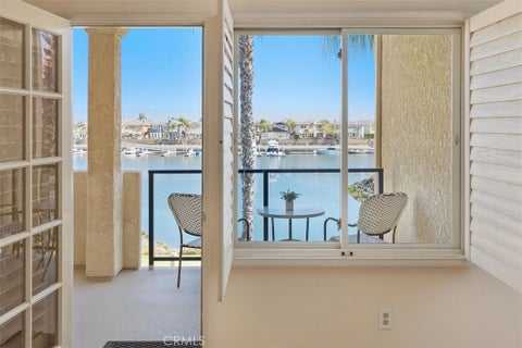 Tiny photo for 4207 Harbour Island LN, Oxnard, CA 93035 (MLS # SR26112169)