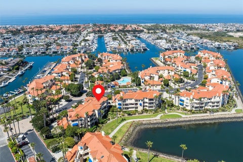 Tiny photo for 4207 Harbour Island LN, Oxnard, CA 93035 (MLS # SR26112169)