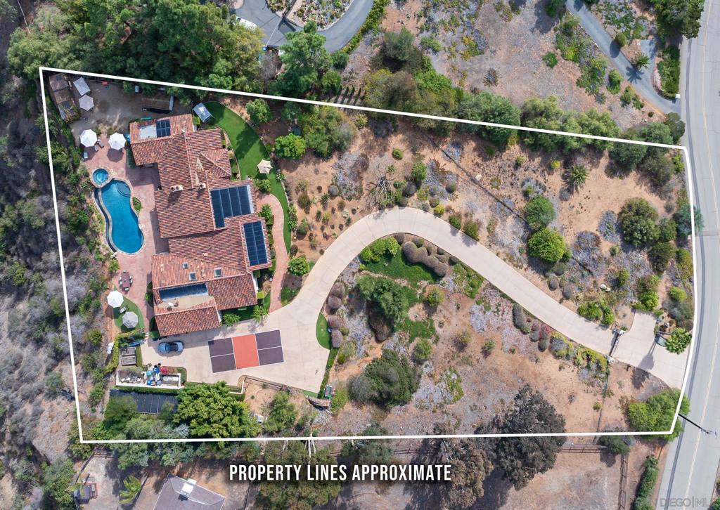 Rancho Santa Fe - Residential