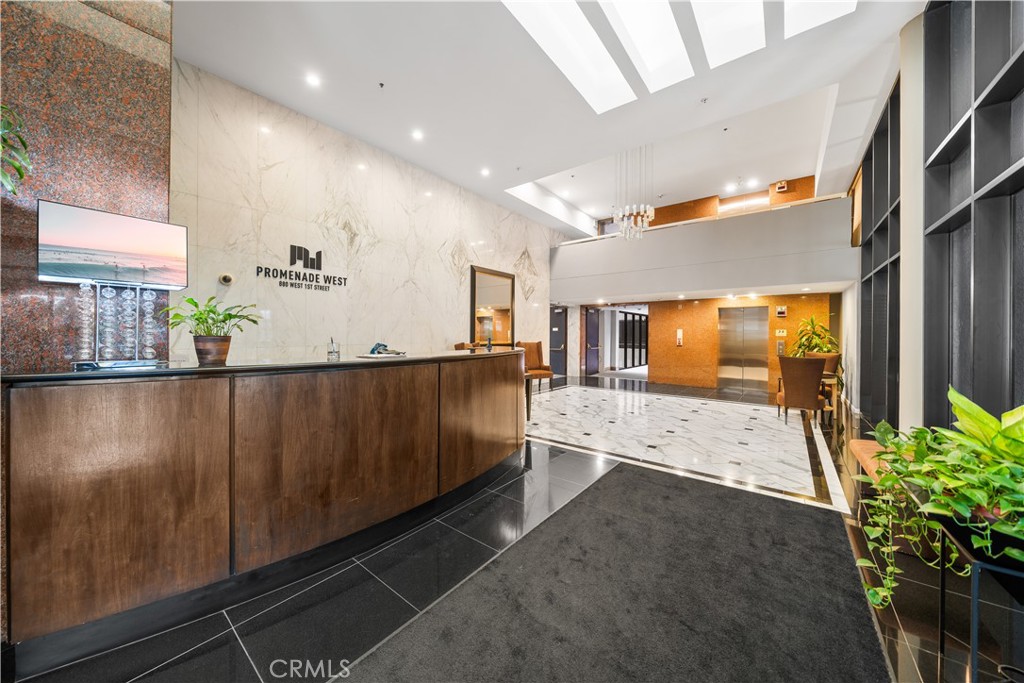 880 W 1st Street 309