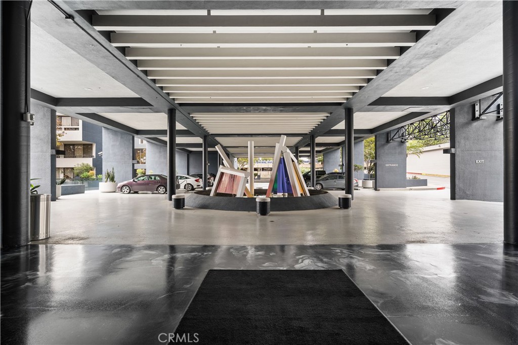 880 W 1st Street 309