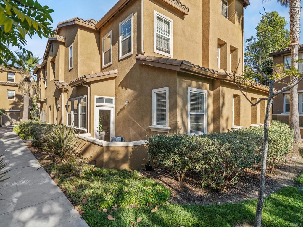 780 Anchor Cove