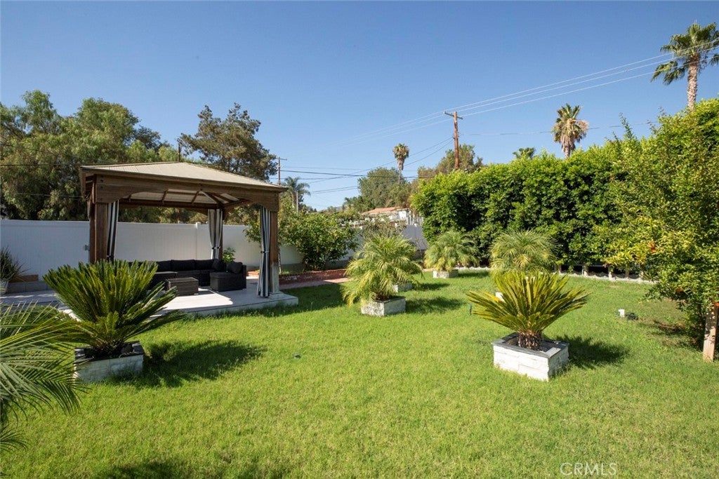10431 Johanna Street