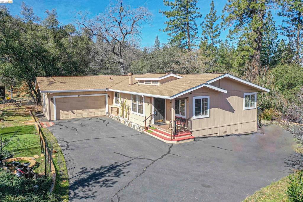 12690 Mueller Dr