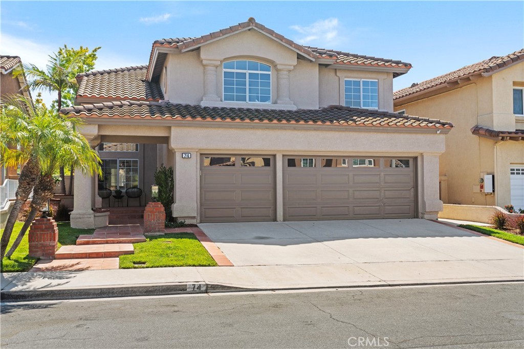 Welcome to 74 Monserrat, nestled in the picturesque hillside community of Foothill Ranch. This tastefully upgraded two-story home features 5 spacious bedrooms and 3 bathrooms, offering the perfect blend of comfort, style, and convenience in one of Orange County’s premier communities.
Step inside to soaring vaulted ceilings that enhance the sense of openness and elegance. Downstairs, enjoy an open-concept kitchen and dining area that flows seamlessly for gatherings and daily living, with easy access to your private backyard. Upstairs, the spacious primary suite serves as a true retreat, complete with a luxurious en-suite bathroom and generous walk-in closet. Additional bedrooms provide versatile space ideal for family, guests, or a home office.
Thoughtful upgrades include freshly painted interiors, new carpeting, updated baseboards, luxury vinyl plank flooring, recessed lighting, and a remodeled kitchen designed for both style and functionality.
Residents of this community have access to community pool and clubhouse. Enjoy access to top-rated schools, parks, shopping, and major highways. Don’t miss your chance to make this exceptional Foothill Ranch home yours.