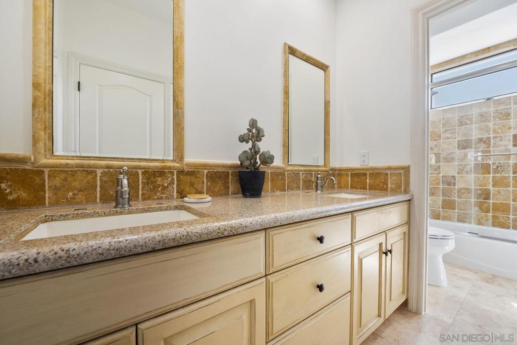 Rancho Santa Fe - Residential