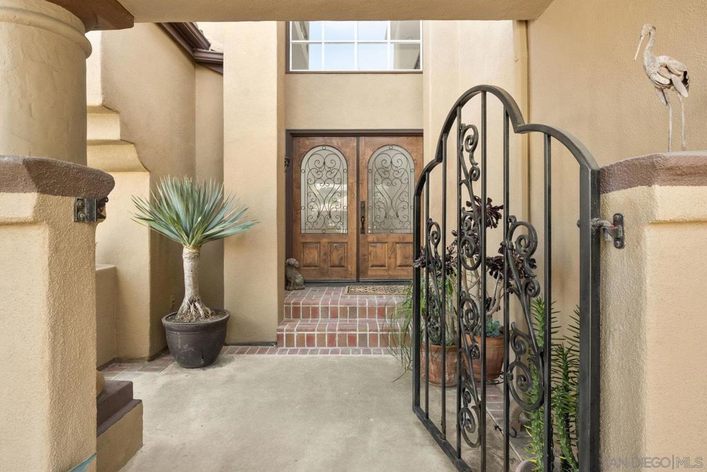 Rancho Santa Fe - Residential