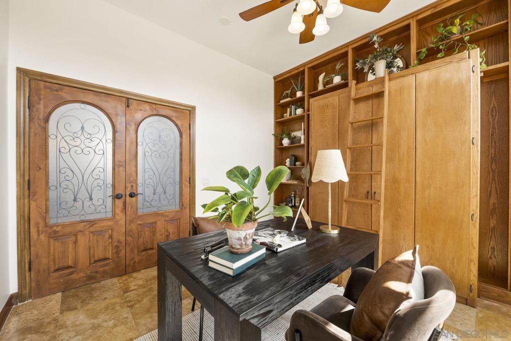 Rancho Santa Fe - Residential