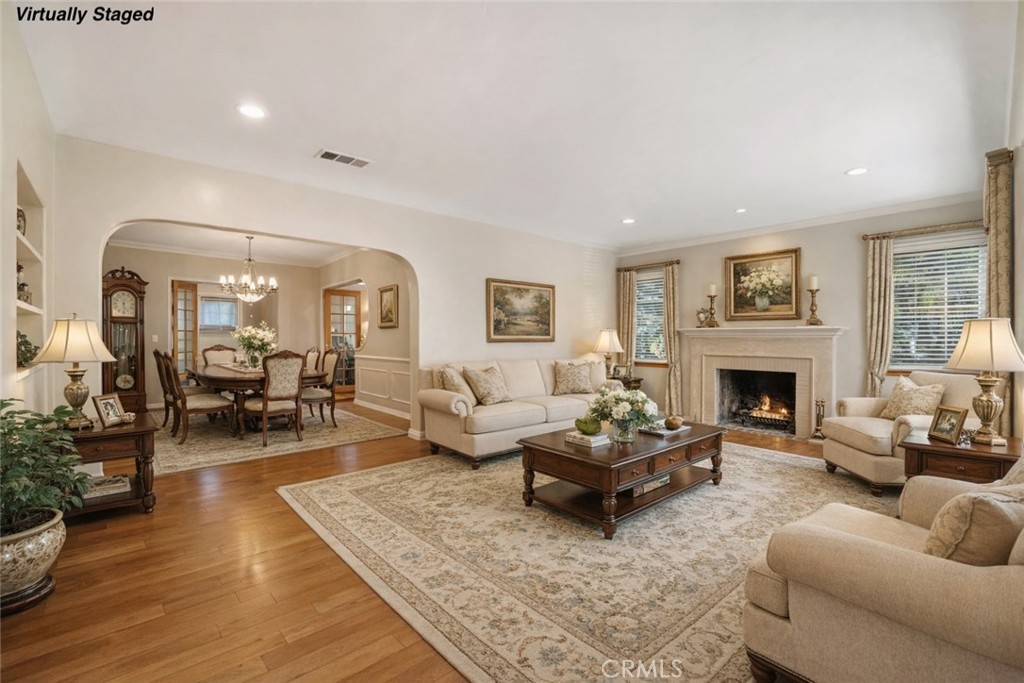 3003 S Beverly Drive