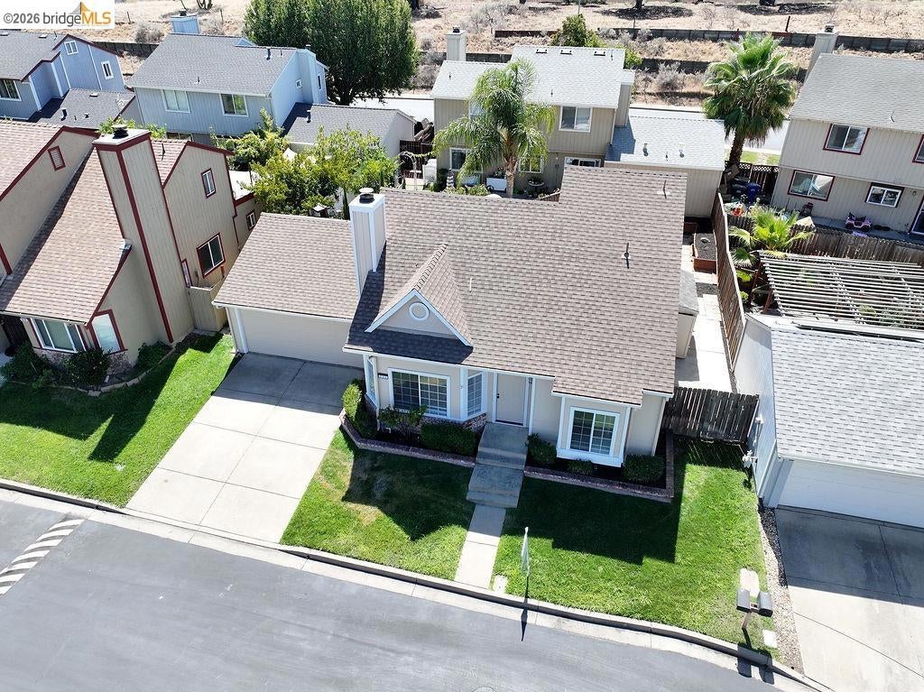 833 Oakwood Way