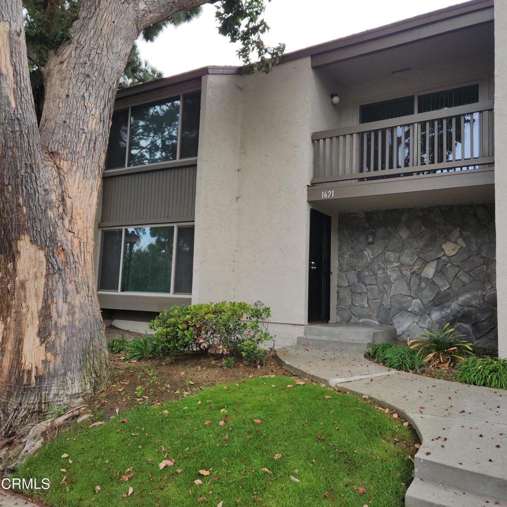Welcome home to this charming end unit townhome just across the street from Baranca Vista Park. This home has lovely views overlooking the green space across the tree lined private drive. Dual paned windows and sliding glass doors provide an abundance of naturally filtered light throughout, giving the home a warm and inviting feeling while enhancing energy efficiency. Freshly painted and beautifly maintained, this home is move-in ready! The spacious primary bedroom boasts mirrored closet doors, plus an additional closet over the stairs. A second bedroom opens onto a large inviting balcony from which to enjoy the warm Ventura evenings. The rear patio and back yard are fully fenced and low maintenance. Prime location within the complex provide ample parking in additon to your private garage, driveway and assigned parking space.Todd Ranch has three pools and two clubhouses for you to enjoy, HOA dues include water and trash. There is easy access to the baranca walking trail, Baranca Vista Park, the Boys and Girls Club and the Ventura Community Park and Aquadic Center. It is only a short drive to grocery stores, restaurants and the 101/126 freeways, the beach, Ventura Harbor or the two off-leash dog parks.Prime location within the complex provide ample parking in additon to your private garage.This is a PUD (you own the building and the land) so VA and FHA financing are also available.Come take a look! You will see immediately that you are home!