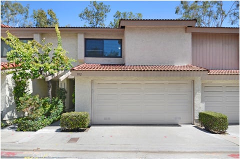 Photo of 902 Creekside DR, Fullerton, CA 92833 (MLS # OC26142217)