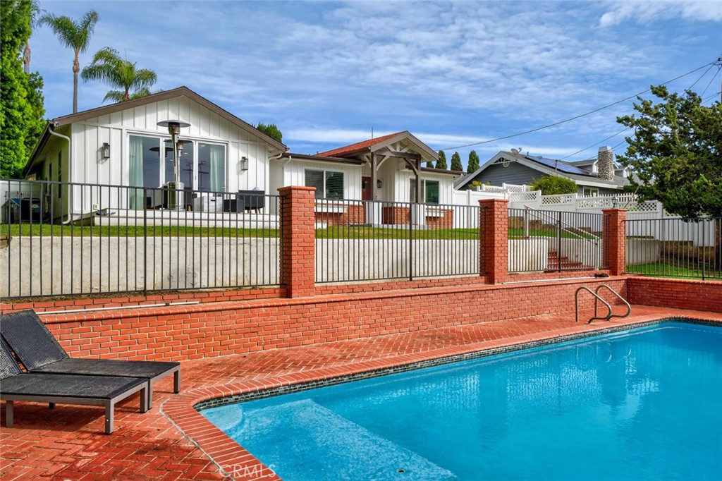 17751 Buena Vista Avenue