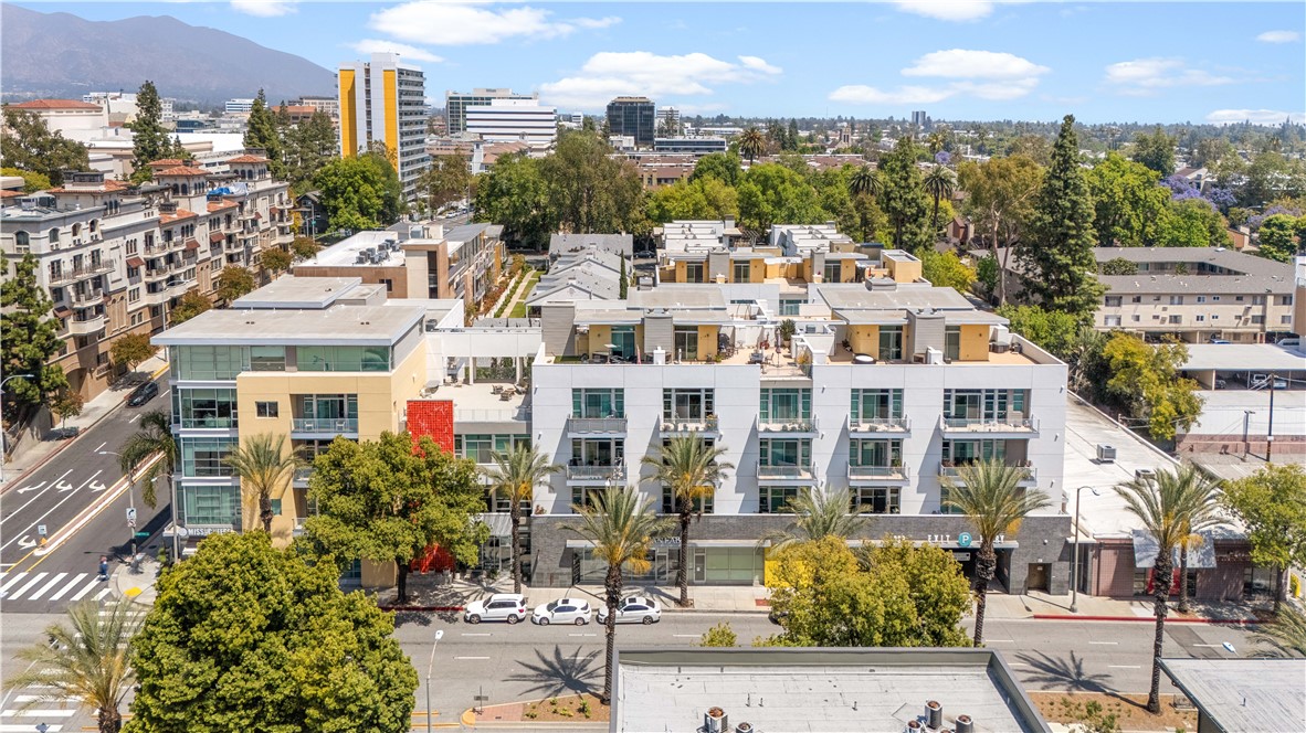 238 S Arroyo